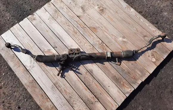 Nissan Pathfinder R51 Steering rack