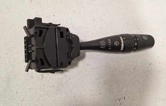 Mitsubishi Montero Wiper control stalk