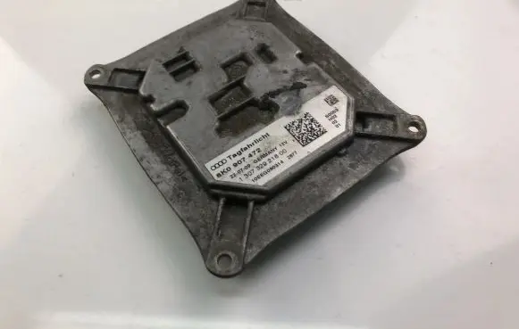 Audi A4 S4 B8 8K Xenon control unit/module 8K0907472