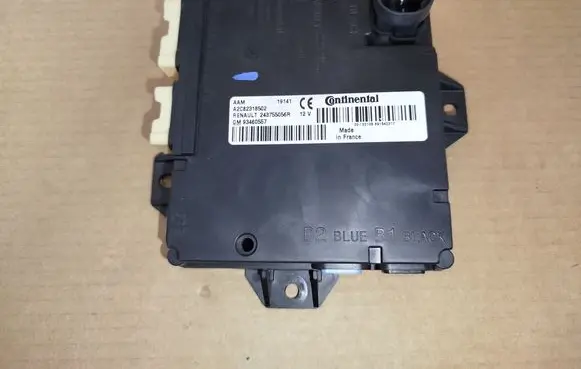 Renault Trafic III (X82) Comfort/convenience module 243755056R A2C82318502 A2C82318501