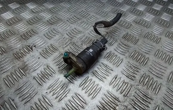 Opel Zafira B Windscreen/windshield washer pump 24439254