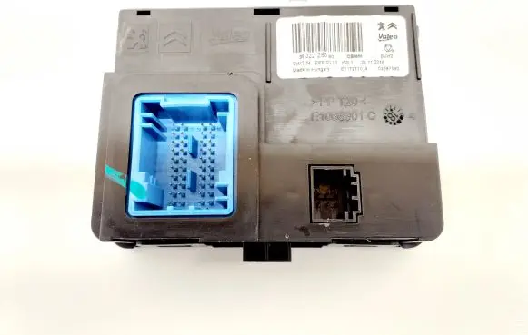 Citroen C4 SpaceTourer Climate control unit 9832228080
