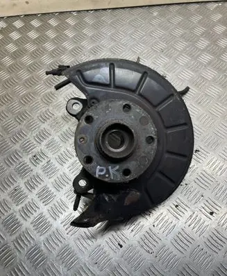 Volkswagen Jetta VI Front wheel hub