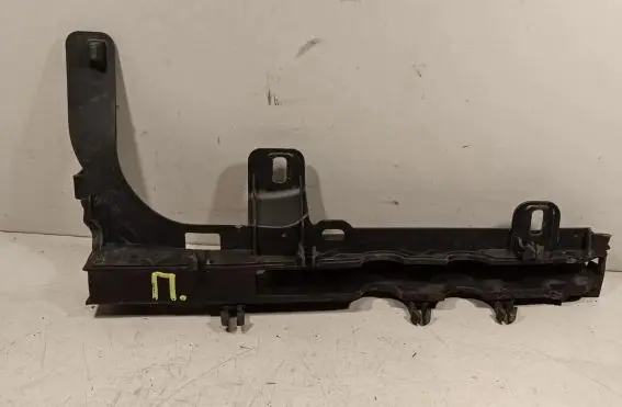 Mercedes-Benz E W213 Other engine bay part A2138310600