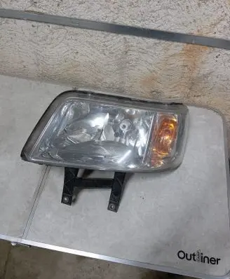 Volkswagen Transporter - Caravelle T5 Headlight/headlamp 7H1941015J