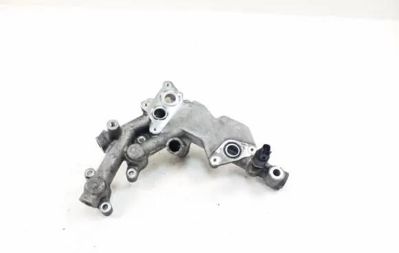 Toyota Avensis T270 Engine coolant pipe/hose