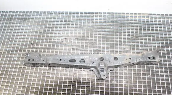 Toyota Avensis T270 Bottom radiator support slam panel 