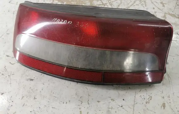 Mazda 323 Rear/tail lights 0431386L