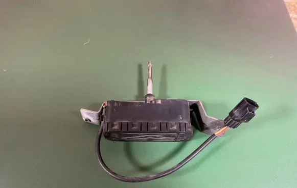 Volvo V70 Headlight wiper motor 8620959 0390206219