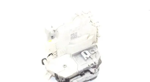 Audi A3 S3 8V Coupe door lock (next to the handle) 8X2837015B