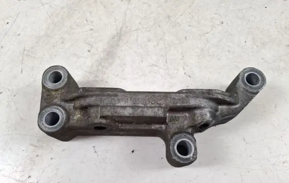 Opel Astra K Engine mounting bracket 13363927