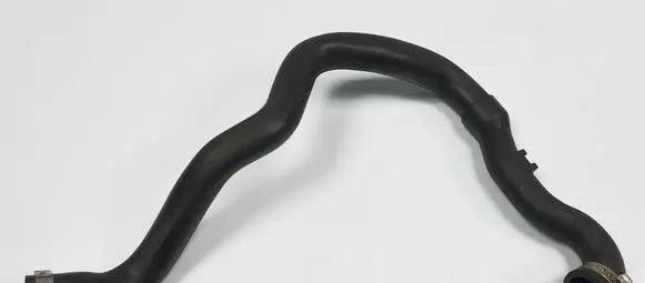 Ford Mondeo Mk III Breather hose/pipe 
