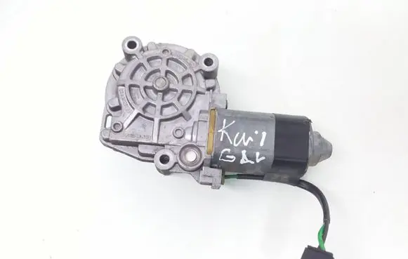 Audi A6 S6 C4 4A Rear door window regulator motor 4A0959801A 0531826101