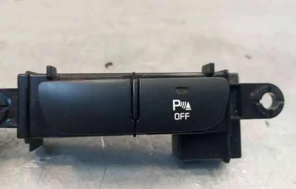 KIA Ceed Parking (PDC) sensor switch 93310A2000 201317