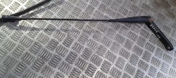 Ford Focus Front wiper blade arm 4m5117526bd