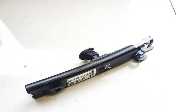 Chrysler Voyager Seat belt adjustment rail 04680418