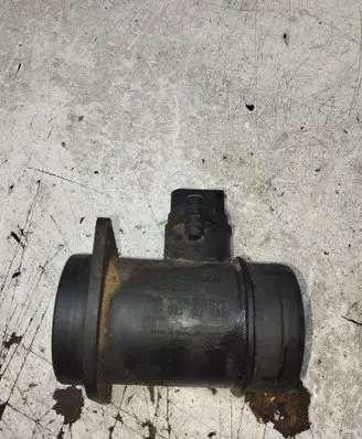 Volkswagen Golf IV Mass air flow meter 0281002216 028906461