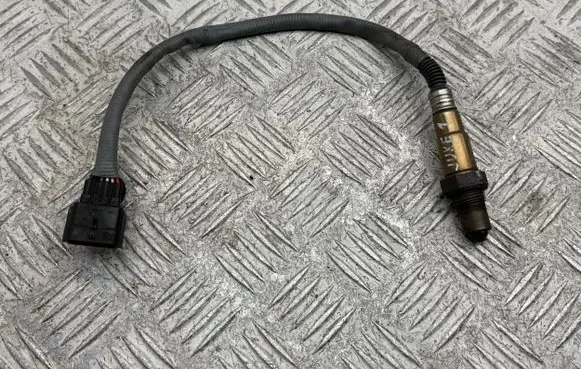 Nissan Juke I F15 Lambda probe sensor 0281004221 2269000Q1E 226A41733R