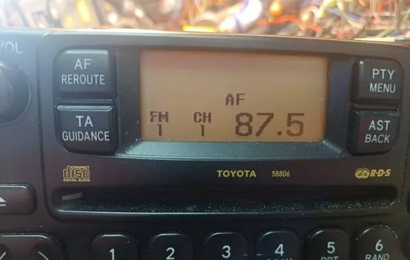 Radio/CD/DVD/GPS head unit