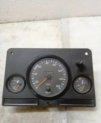 Mercedes-Benz 100 W631 Speedometer (instrument cluster) 6316890590