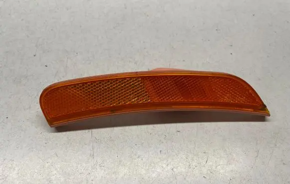 Chrysler Pacifica Front reflector 68229423AA