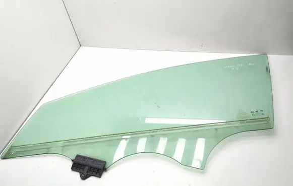 Hyundai i40 Front door window glass four-door