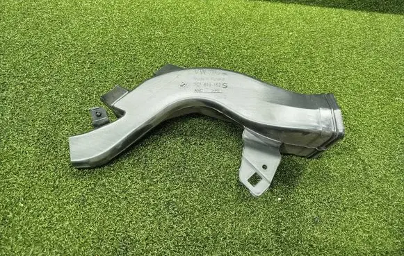 Man TGE 1gen Air intake duct part 7C1819152