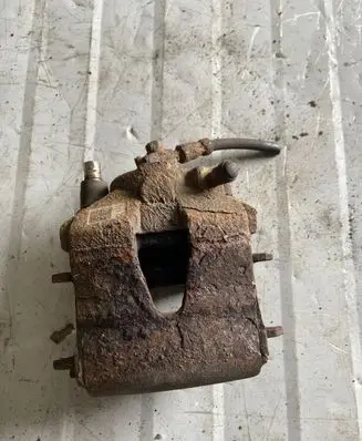 Skoda Octavia Mk3 (5E) Front brake caliper
