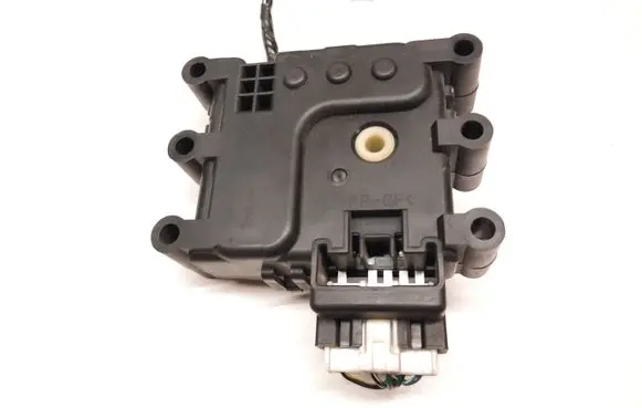 Mazda 3 I Air flap motor/actuator 6427F