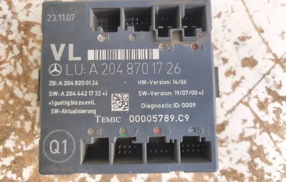 Mercedes-Benz C W204 Door control unit/module A2048701726 A2048200126 A2044421732