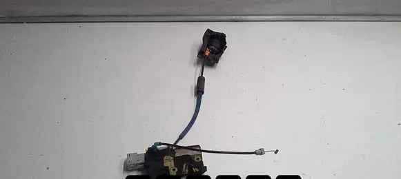 Citroen C6 Front door lock 