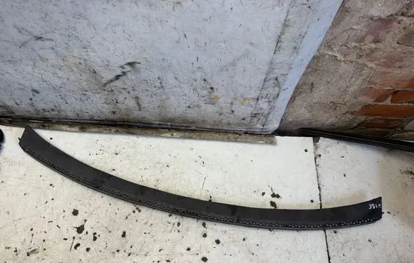 Volkswagen Sharan Wiper trim 95VWA03599