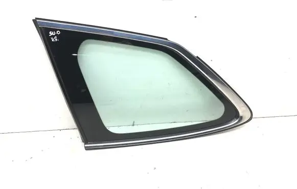 Subaru Outback Rear side window