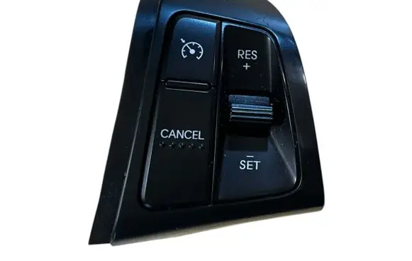 KIA Sorento Steering wheel buttons/switches 967102P000