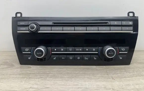 BMW 7 F01 F02 F03 F04 Climate control unit 9263703 900252580030 0000828308