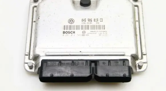 Skoda Fabia Mk2 (5J) Engine control unit/module 045906019CD