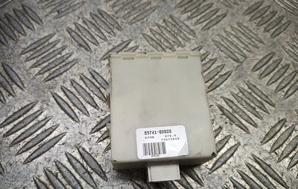 Toyota Yaris Sliding door control unit/module 89741-0D020