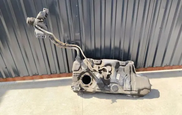 Audi A3 S3 8V Fuel tank 