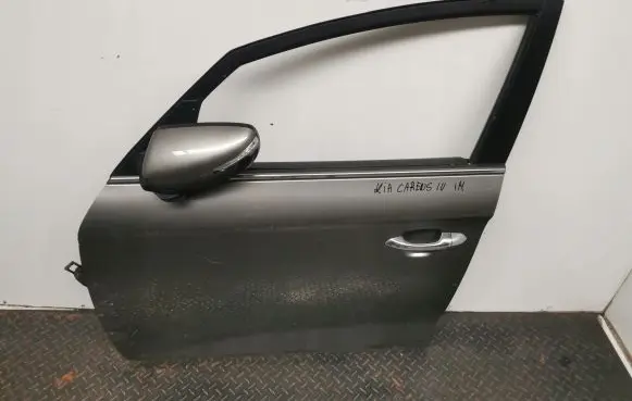 KIA Carens III Front door