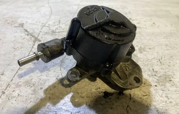Vacuum pump