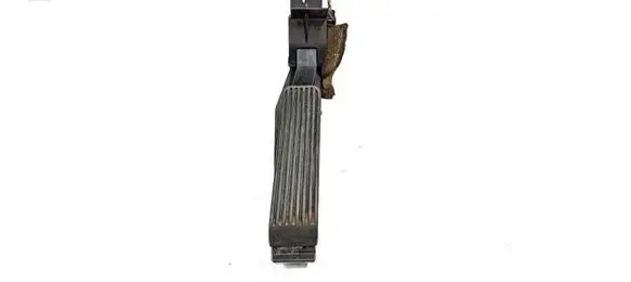 Mercedes-Benz E W211 Accelerator throttle pedal A2113010001 A2113000404 5183