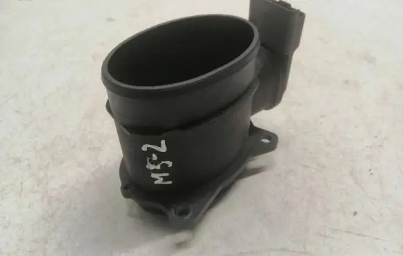 Mazda 3 I Mass air flow meter 72834204 9650010780
