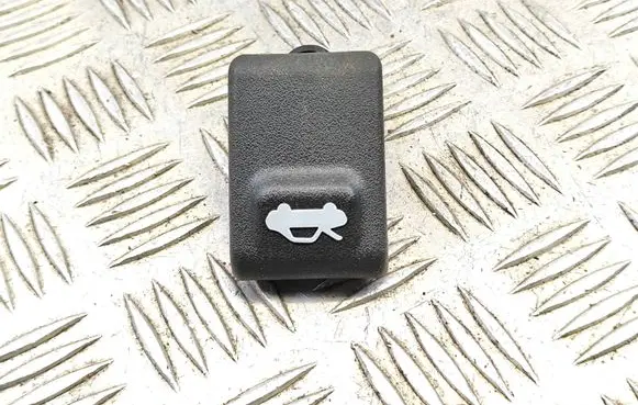 Hyundai i20 (GB IB) Engine bonnet (hood) release handle 811823400