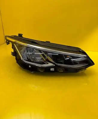Volkswagen Golf VIII Headlight/headlamp 5H1941005C