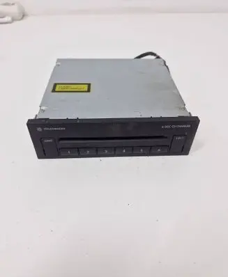 Volkswagen Touran I CD/DVD changer 1T0035110A