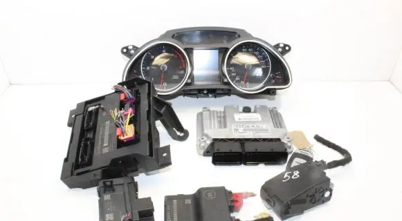 Audi A5 8T 8F Engine ECU kit and lock set 03L906018JJ