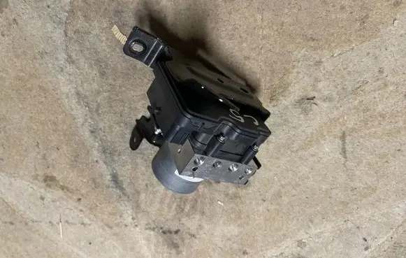 Ford Focus ABS Pump 9845052680 JX612C219KD