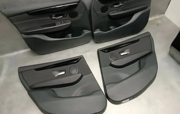 BMW 2 F45 Sliding door card 2446805