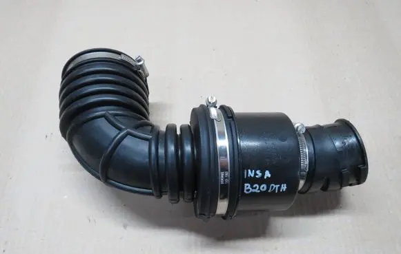 Opel Insignia A Turbo air intake inlet pipe/hose 22945619 4013405A 464918663