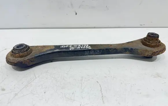 Rear control arm